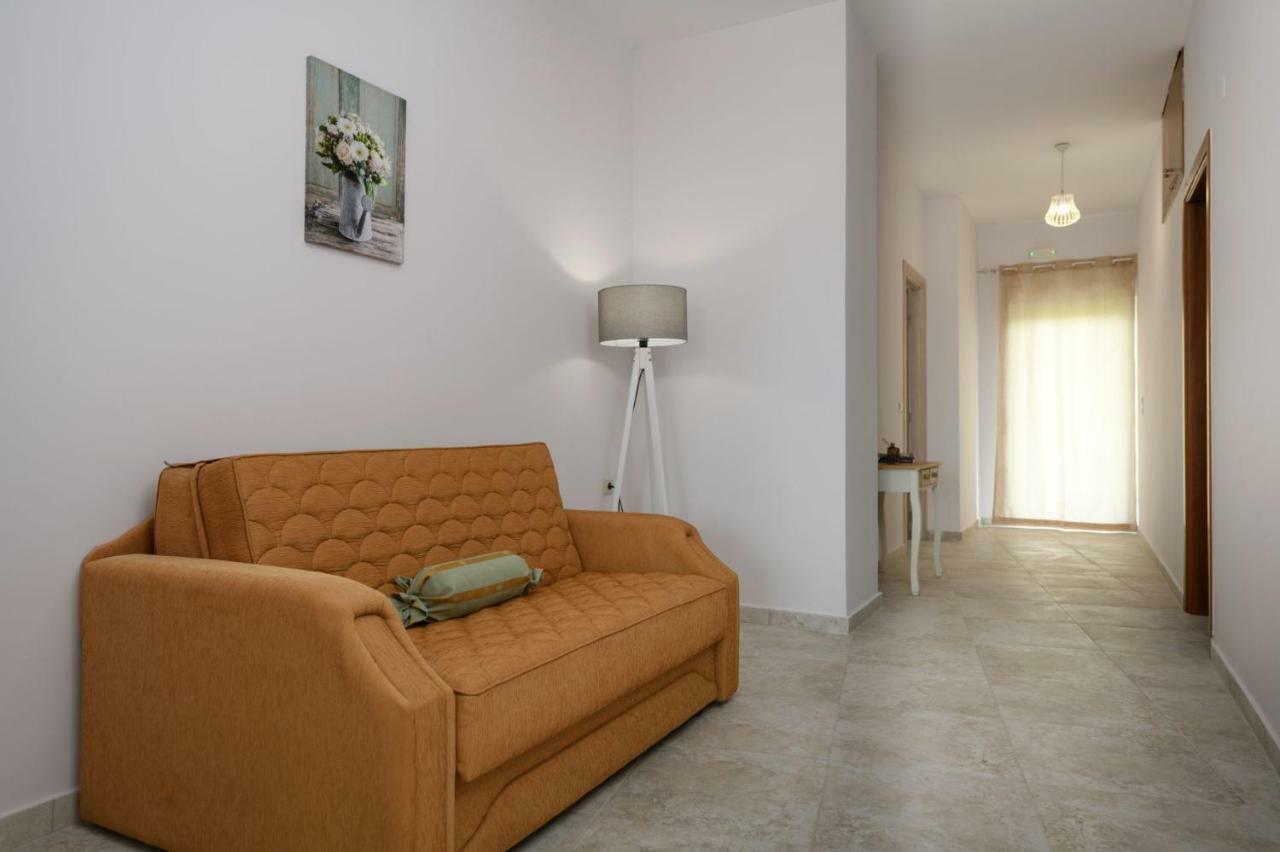 Coral Sea Apartment Kokkinos Pirgos Luaran gambar